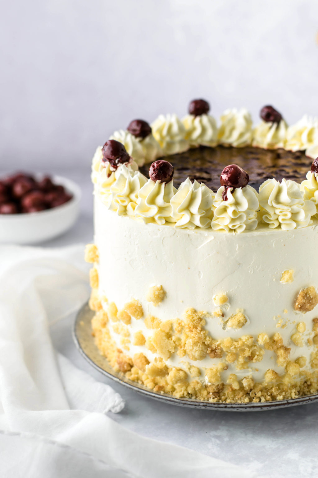 Kirsch Streusel Kuchen als Geburtstagstorte mit Pudding Füllung